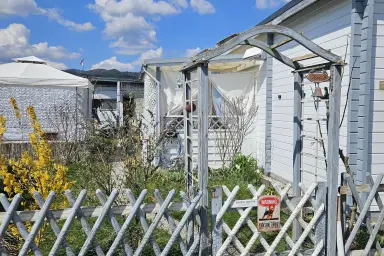 Charmantes Gartenhaus mit großer Terrasse am Campingplatz Kohlhofmühl in Neusiedl – Thumbnail 8