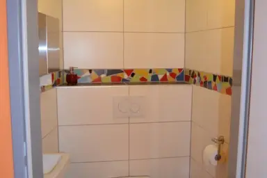 Repräsentatives Wohnhaus mit Geschäftsbereich und angrenzenden Veranstaltungsräumen – Thumbnail 22