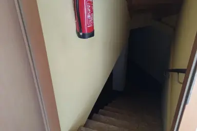 Gepflegtes Einfamilienhaus mit 7 Zimmern, Balkon, Garten und Garage in Mining – Thumbnail 12