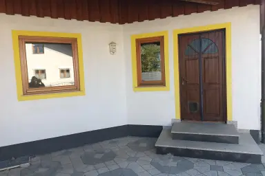 Gepflegtes Einfamilienhaus mit 7 Zimmern, Balkon, Garten und Garage in Mining – Thumbnail 28