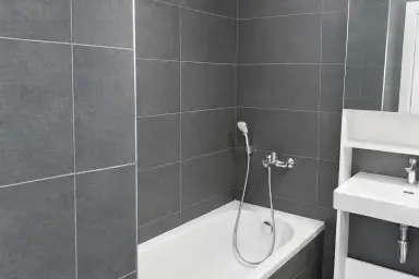 Neuwertige 3-Zimmer-Wohnung mit Balkon und Parkplatz in Marchegg – Thumbnail 13