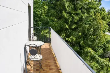 Großzügiges Einfamilienhaus mit Balkon, Garten und Garage in Laussa – Thumbnail 7