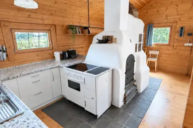Gepflegtes 2-Zimmer-Holzhaus mit großem Garten in Ottnang - ideal als Ferien- oder Wochenendhaus – Thumbnail 4