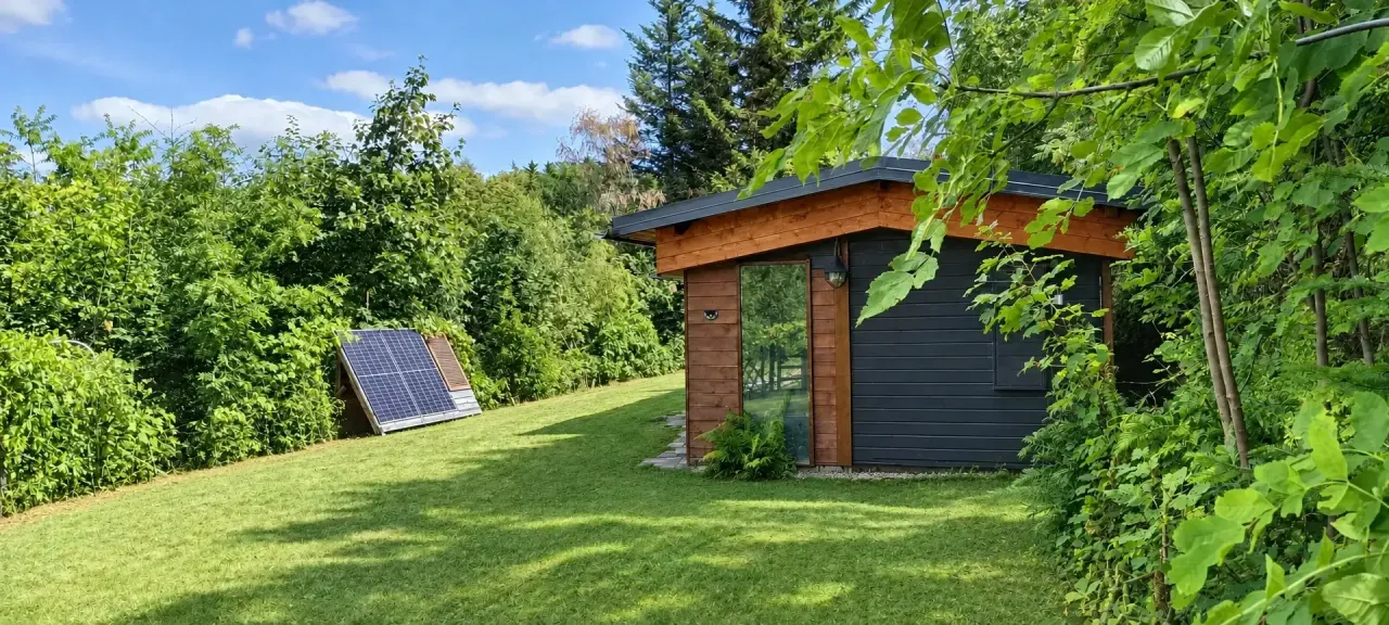 1.505 m² Bauland mit Fernblick und Freizeithaus in Hochegg