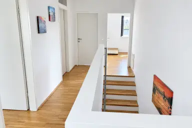 Neuwertiges Reihenhaus mit Garten, Terrasse und Garage in Kirchschlag – Thumbnail 12