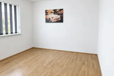 Neuwertiges Reihenhaus mit Garten, Terrasse und Garage in Kirchschlag – Thumbnail 17