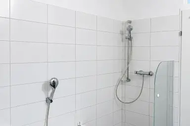 Neuwertiges Reihenhaus mit Garten, Terrasse und Garage in Kirchschlag – Thumbnail 19