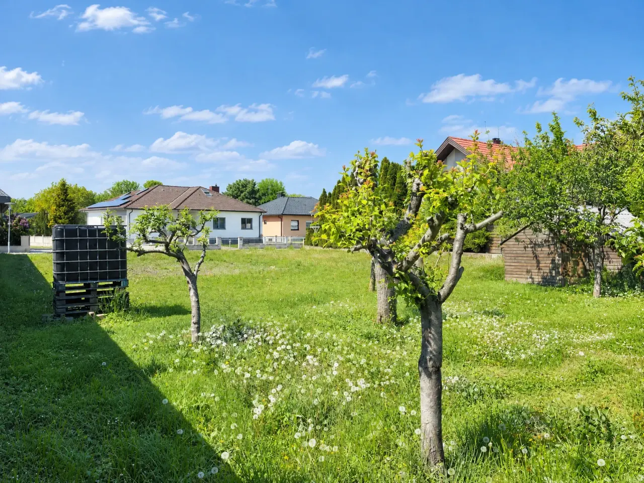 Top Baugrundstück in bester Wohngegend und Seenähe in Weiden am See, Foto 10