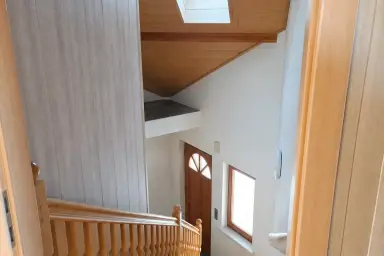 Gepflegtes Einfamilienhaus mit 7 Zimmern, Balkon, Garten und Garage in Mining, Thumbnail 9