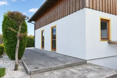 Gepflegtes Einfamilienhaus mit 7 Zimmern, Balkon, Garten und Garage in Mining, Thumbnail 17