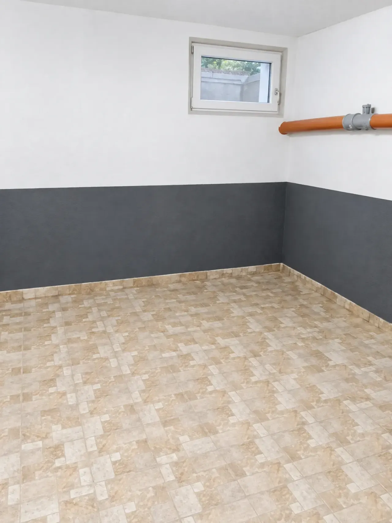Gepflegtes Einfamilienhaus mit 7 Zimmern, Balkon, Garten und Garage in Mining, Foto 25