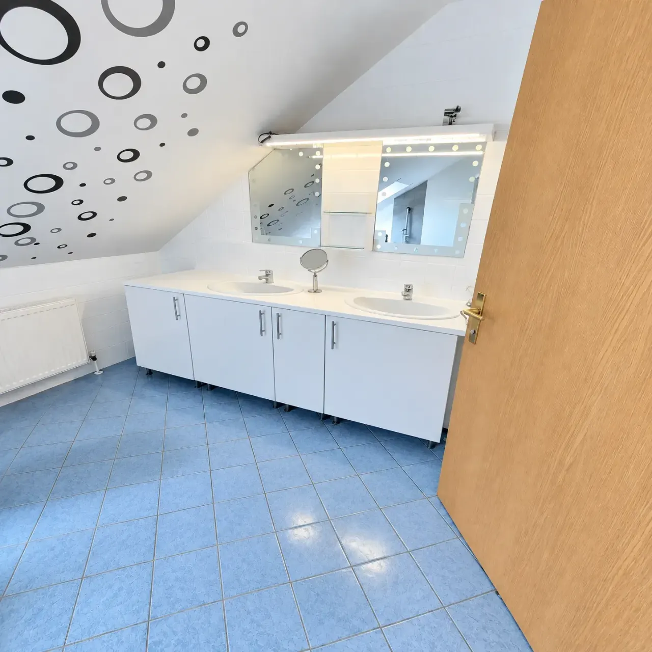 Exklusives Einfamilienhaus in Top-Zustand – Ruhige Oase in Alberndorf im Pulkautal, Foto 6