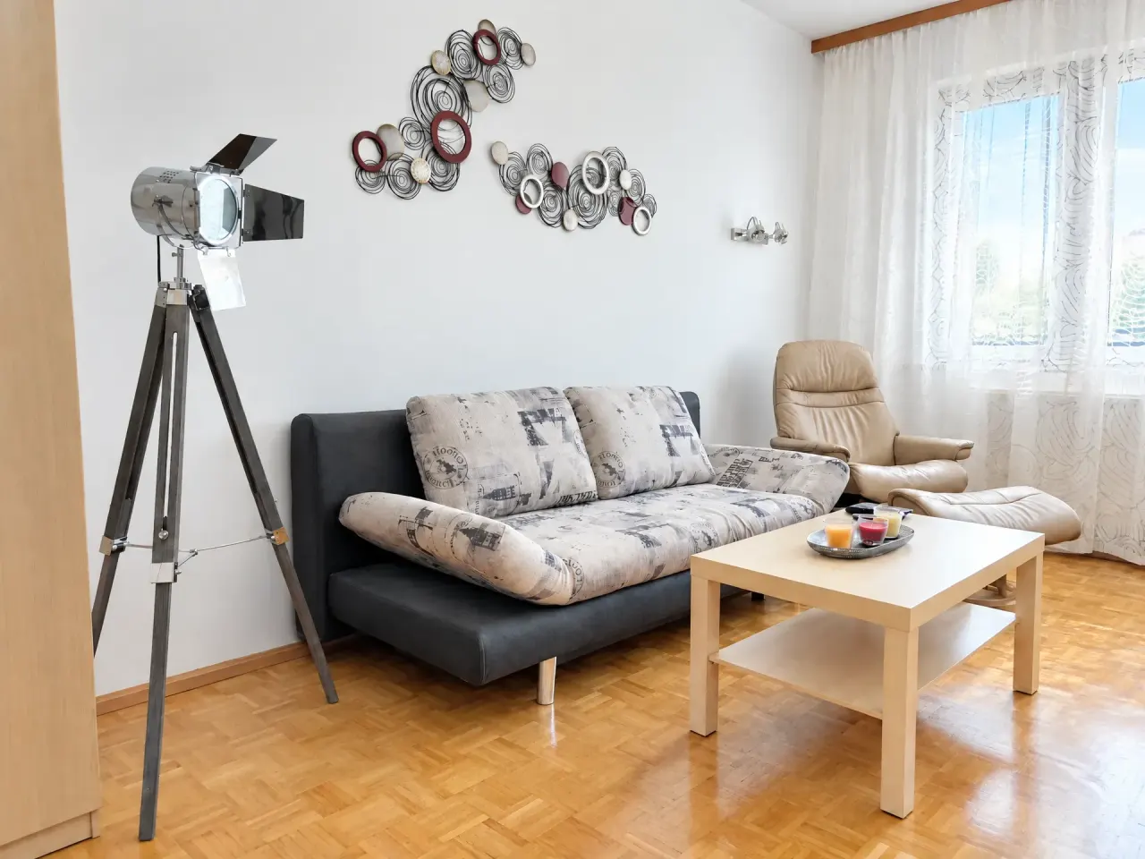 Gepflegte 3-Zimmer-Dachgeschosswohnung mit Loggia und Garage in Pöllau, Foto 9