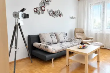 Gepflegte 3-Zimmer-Dachgeschosswohnung mit Loggia und Garage in Pöllau, Thumbnail 9