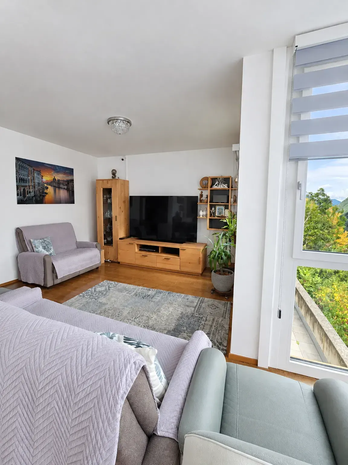 Großzügige 4-Zimmer-Wohnung mit Balkon, Loggia und Garten in Wenns, Foto 3