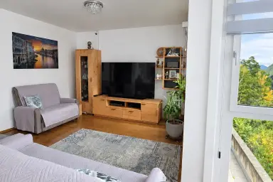 Großzügige 4-Zimmer-Wohnung mit Balkon, Loggia und Garten in Wenns, Thumbnail 3