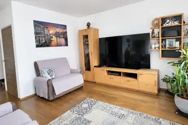 Großzügige 4-Zimmer-Wohnung mit Balkon, Loggia und Garten in Wenns, Thumbnail 9