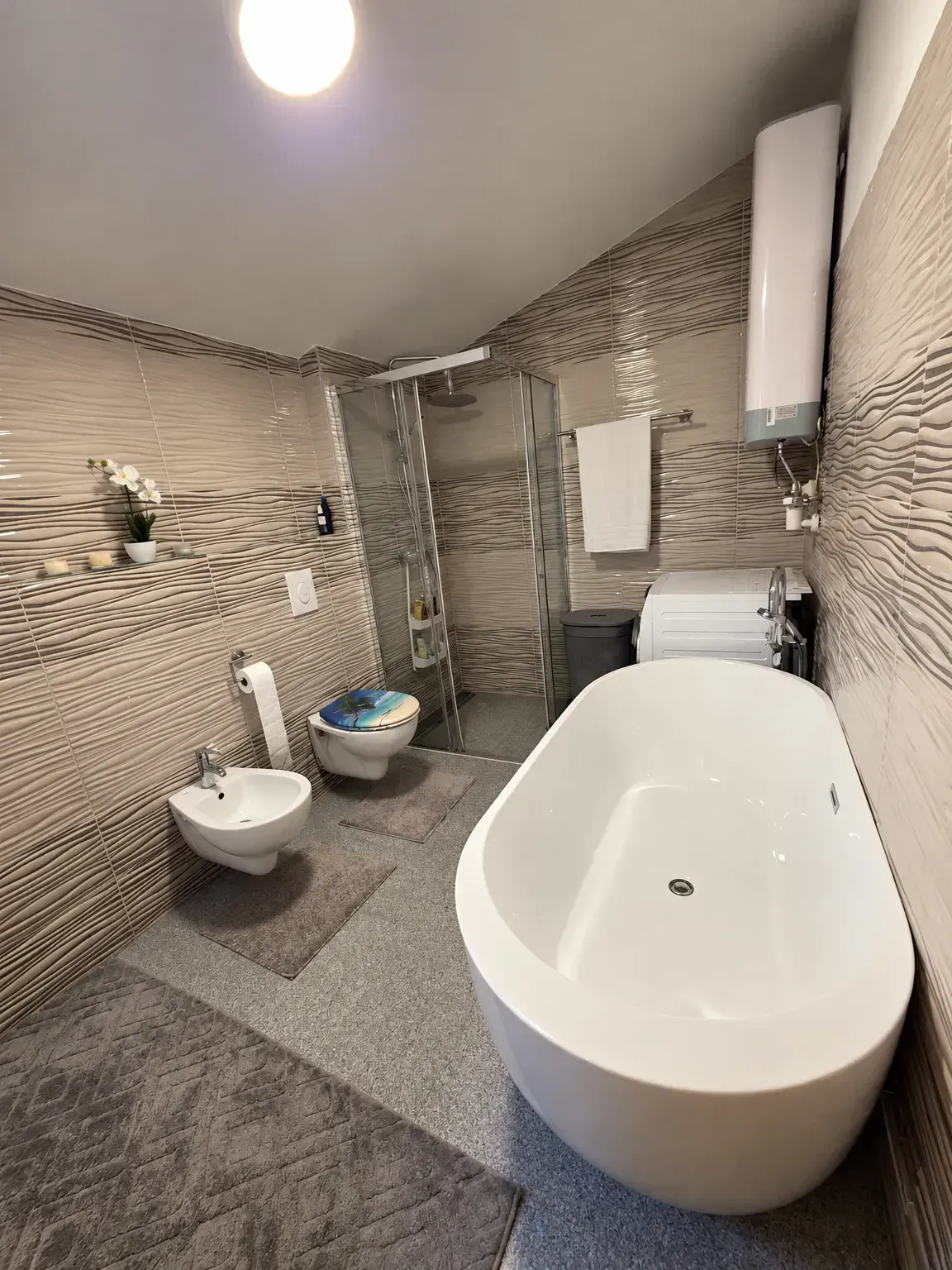 Großzügige 4-Zimmer-Wohnung mit Balkon, Loggia und Garten in Wenns, Foto 23